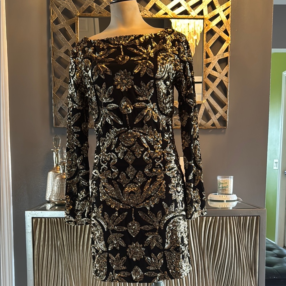 Nicole Miller Elegant Black and Gold Embellished Dress - Picture 10 of 10